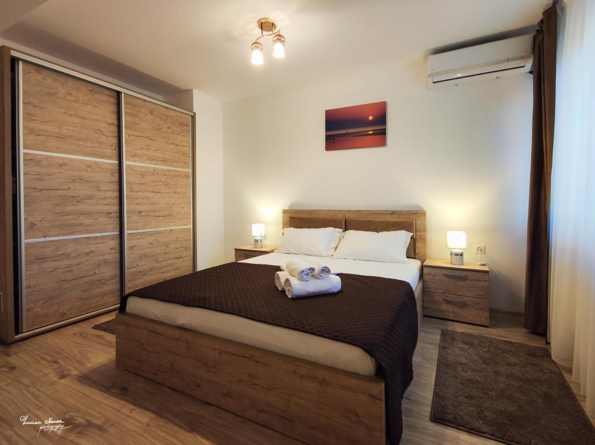 Ayan Moonlight Residence Mamaia Luaran gambar