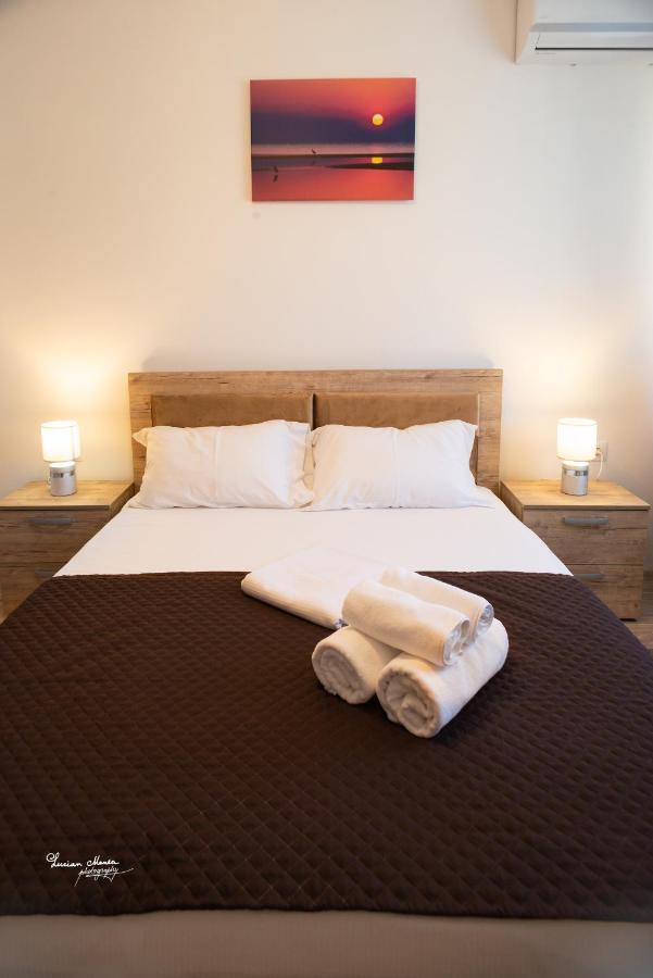 Ayan Moonlight Residence Mamaia Luaran gambar