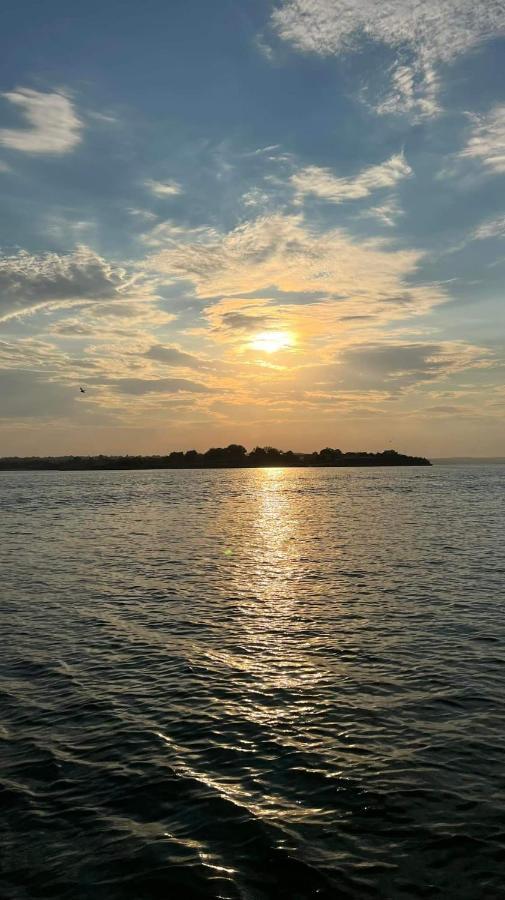 Ayan Moonlight Residence Mamaia Luaran gambar